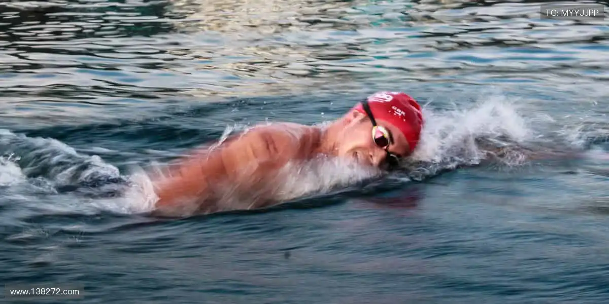 实时解说，让你不错过任何一个绝杀瞬间！🎙️🏃